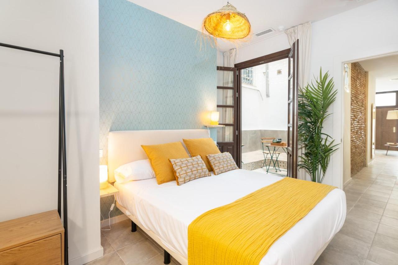 Apartamentos Luna Suites Palacio Dorita Гранада Екстер'єр фото