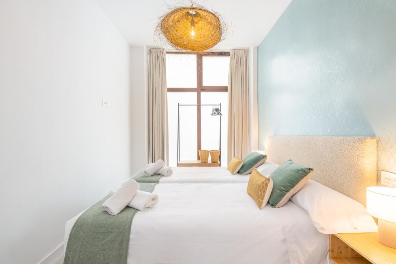 Apartamentos Luna Suites Palacio Dorita Гранада Екстер'єр фото