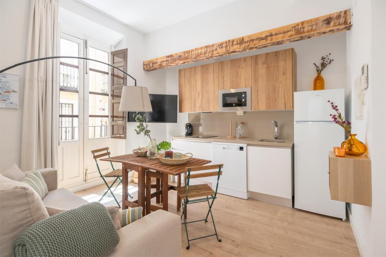 Apartamentos Luna Suites Palacio Dorita Гранада Екстер'єр фото